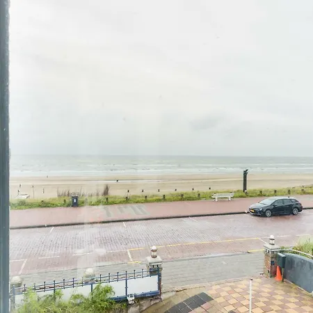 F1 Paulus Loot Spacious * Zandvoort